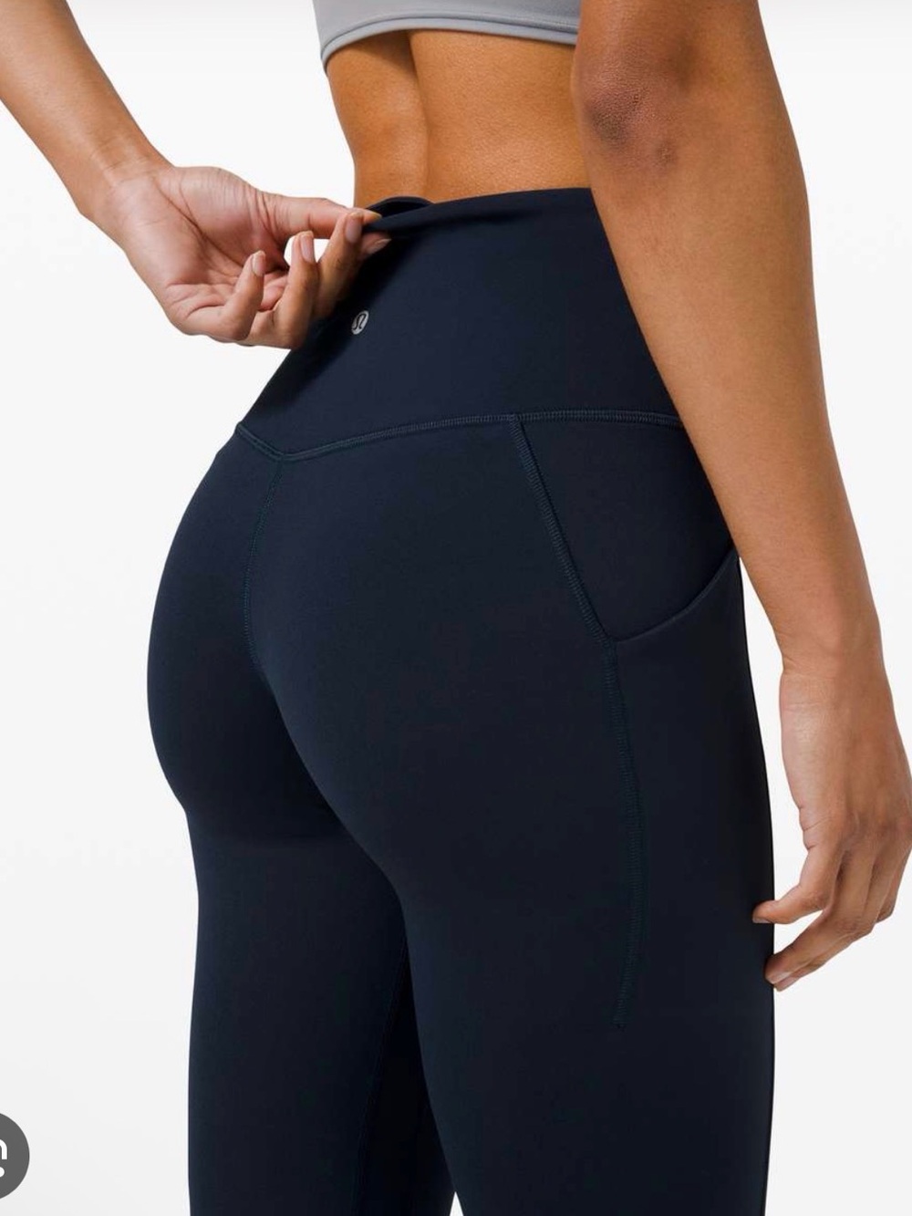 Lulu Navy High-Waist Active Leggings with pocket